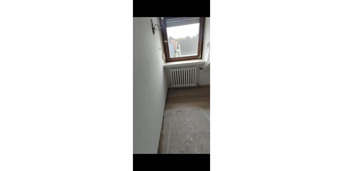 Etagenwohnung Bremen Hemelingen - 4 Zimmer, 94 m&sup2;, 1.000&euro; | Angebot:26368442