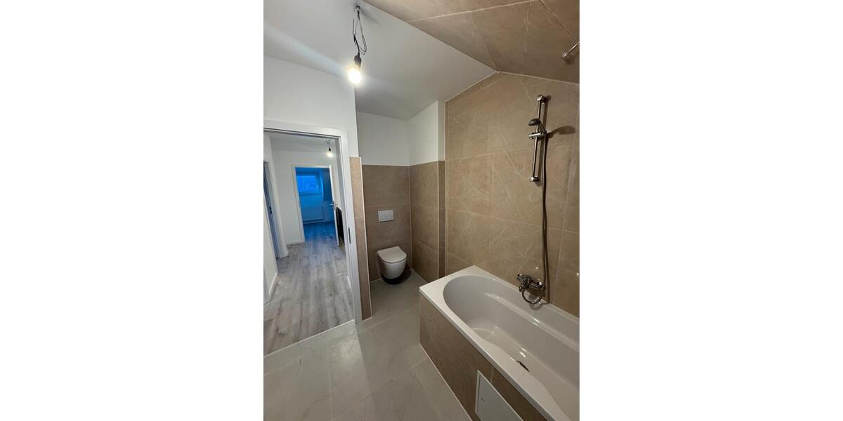 Hochparterre Bremen Huchting - 5 Zimmer, 100 m&sup2;, 1.500&euro; | Angebot:24694370