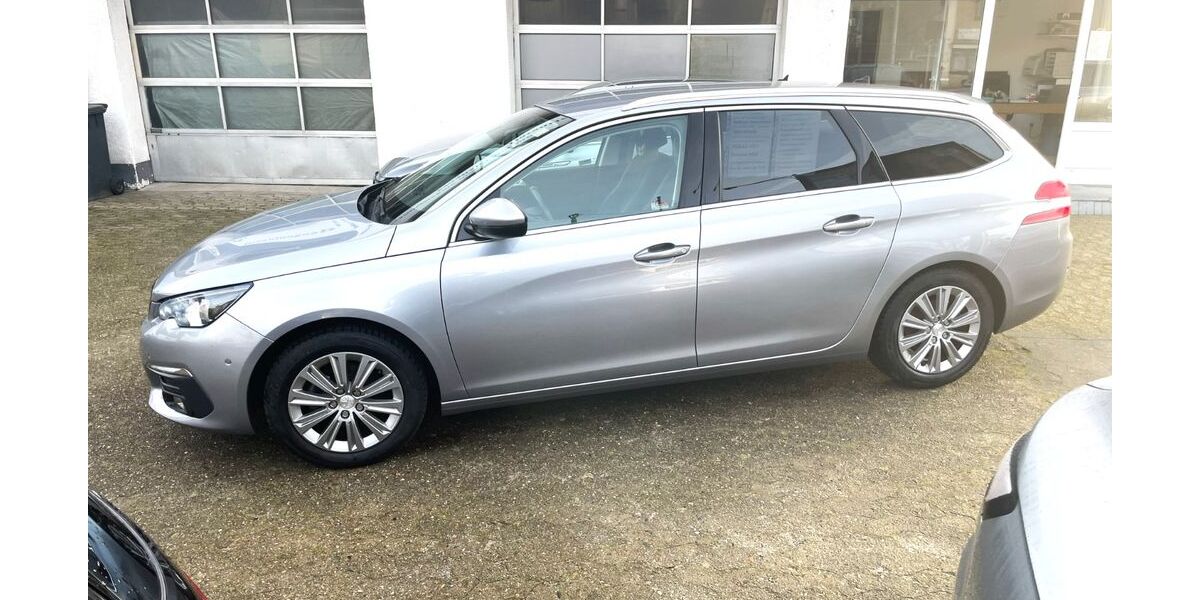 Peugeot 308 69.500 km 12.600 &euro; Bremen 28259