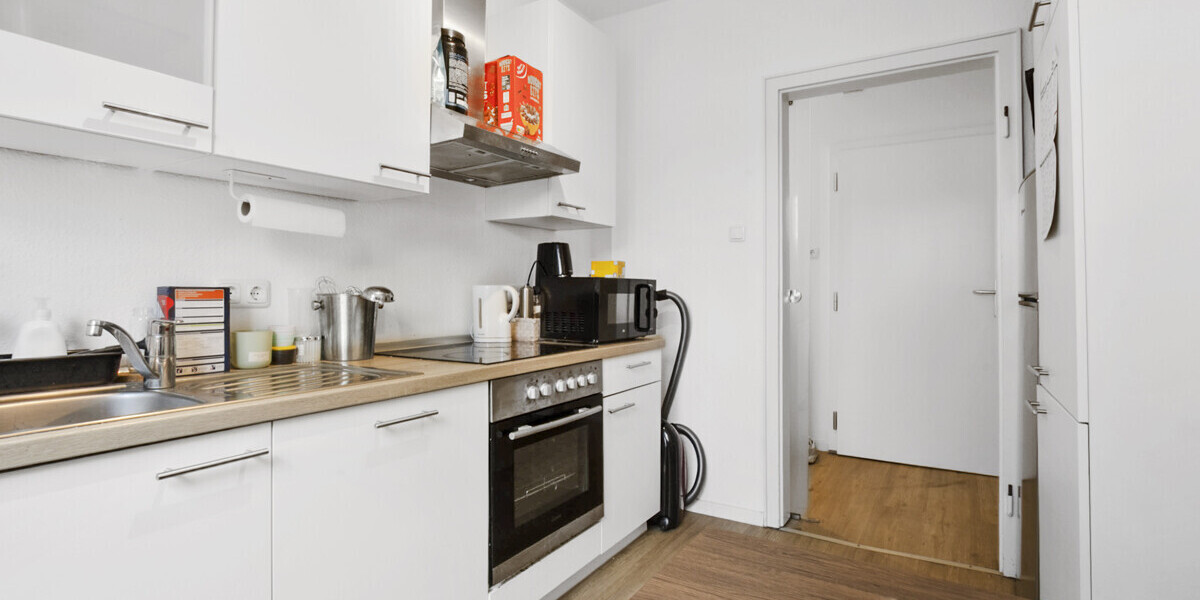 Delmenhorst-Mitte Vermietete 2 Zi.-Hochparterrewohnung mit Balkon - Erdgeschoßwohnung Delmenhorst Deichhorst | Angebot:26182531