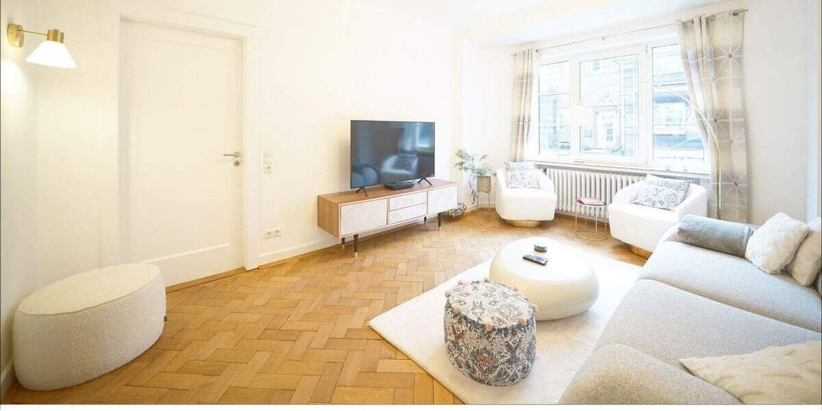 Reihenmittelhaus Bremen Schwachhausen - 8 Zimmer, 207 m&sup2;, 949.000&euro; | Angebot:25769345
