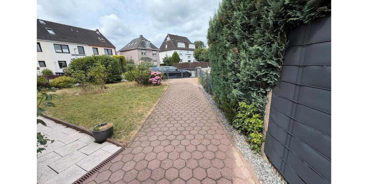 Mehrfamilienhaus, Wohnhaus Bremen Hemelingen - 9 Zimmer, 220 m&sup2;, 600.000&euro; | Angebot:27297081