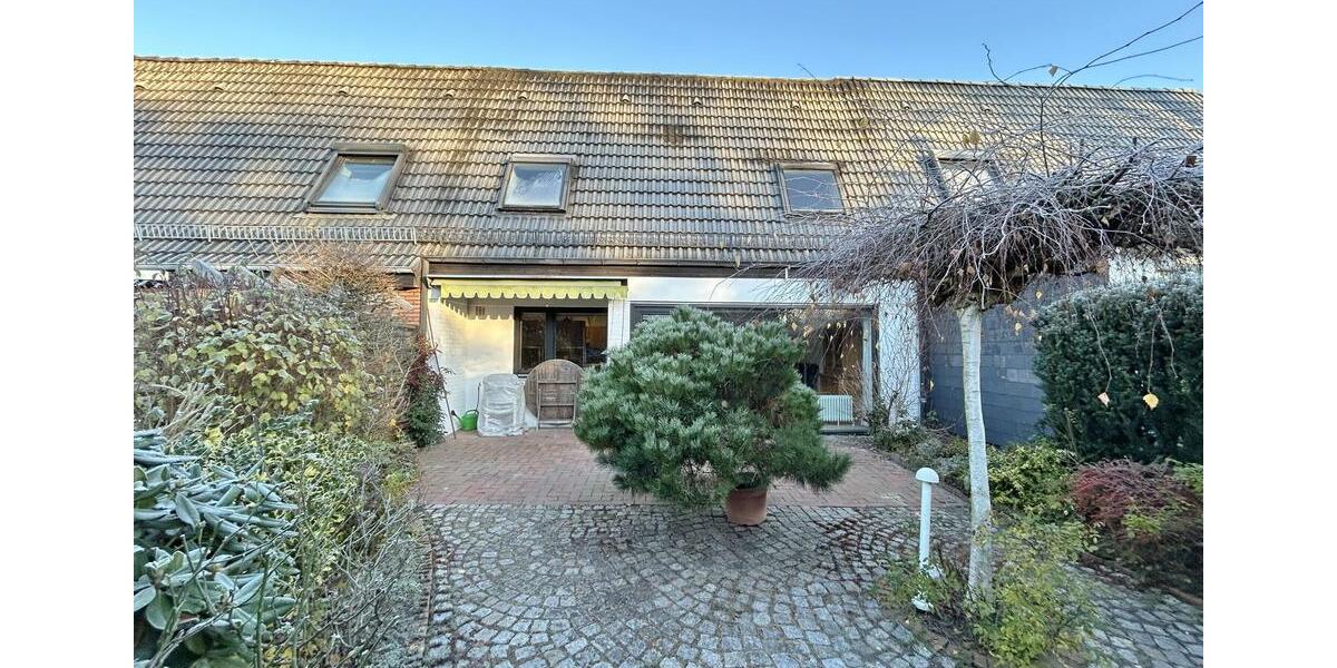 Reihenhaus Stuhr - 5 Zimmer, 135 m&sup2;, 1.200&euro; | Angebot:24848886