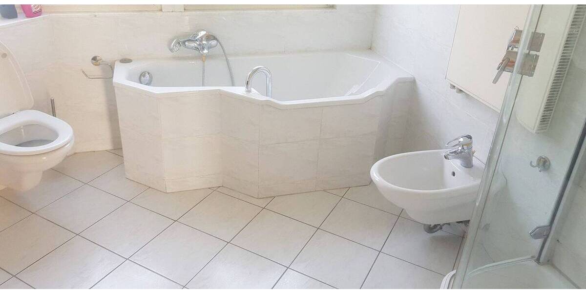 Mehrfamilienhaus, Wohnhaus Bremen Mahndorf - 5 Zimmer, 145 m&sup2;, 1.400&euro; | Angebot:26389888