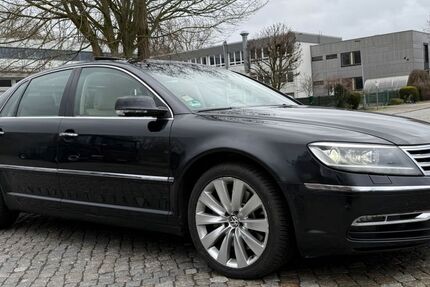 VW Phaeton 191.000 km 5.499 &euro; Bremen 28329