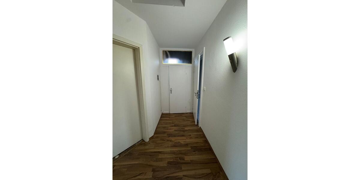 2 Zimmer Wohnung frisch renoviert 2 zimmer