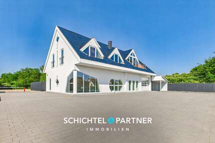 Haus Achim - 10 Zimmer, 220 m&sup2;, 1.375.000&euro; | Angebot:25178586