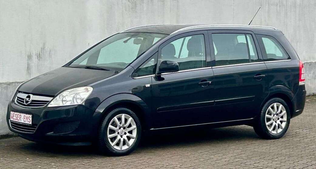 Opel Zafira 179.000 km 3.425 € Bremen 28201