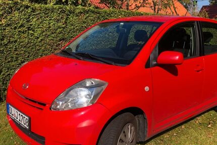 Daihatsu Sirion 238.000 km 1.200 € Hude (Oldenburg) 27798