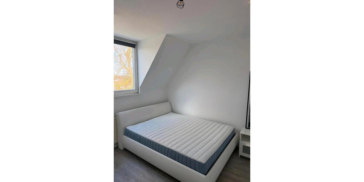 Dachgeschoßwohnung Bremen Hemelingen - 2 Zimmer, 46 m&sup2;, 450&euro; | Angebot:25976824