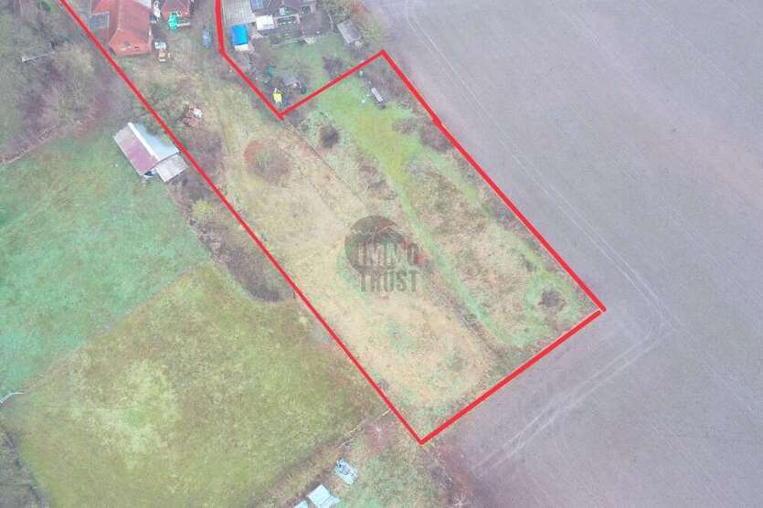 Grundstück zu verkaufen in Hoyerhagen 400.000 € 3709 m²