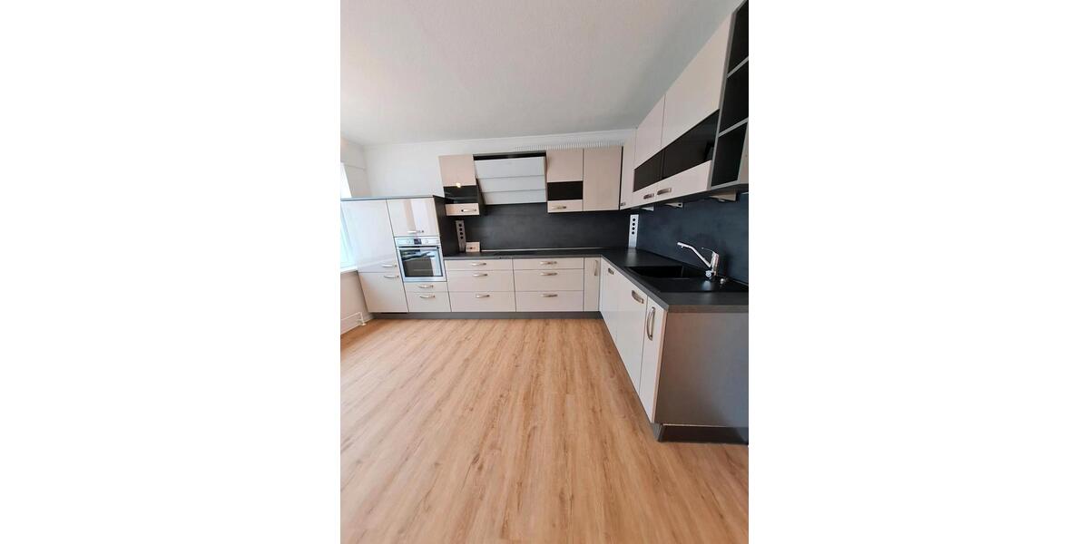 Erdgeschoßwohnung Achim - 3 Zimmer, 110 m&sup2;, 1.250&euro; | Angebot:26052905
