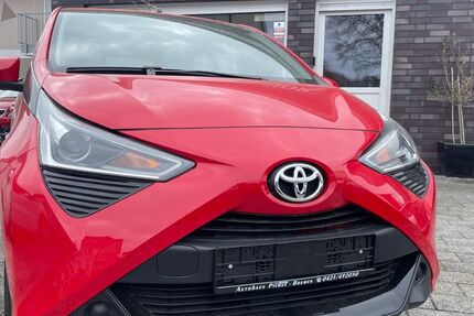 Toyota Aygo (X) 17.800 km 10.690 &euro; Bremen 28309