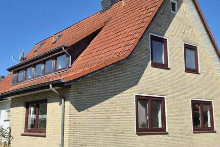 Gemütliche 1-Zimmer-DG Wohnung im ruhigen Wohngebiet, nähe Schulzentrum 1 zimmer