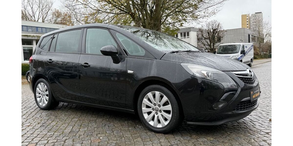 Opel Zafira Tourer 134.200 km 8.990 € Bremen 28329