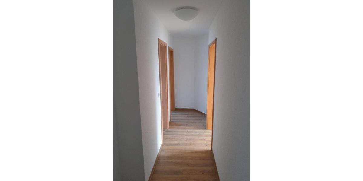 Dachgeschoßwohnung Martfeld - 3 Zimmer, 100 m&sup2;, 650&euro; | Angebot:26232176