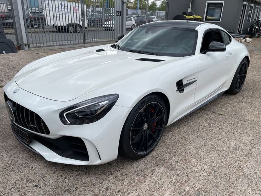 AMG GT R