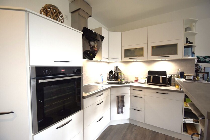 Ideal für Single o. Pärchen 2-Zimmer-EG-Wohnung + Terrasse + Carport Erdwärme HZG 2 zimmer