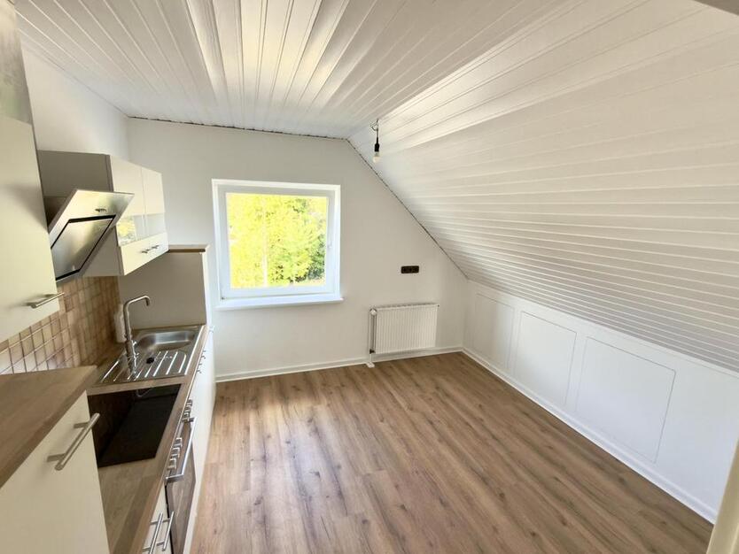 3 Zimmer Wohnung in Syke zu vermieten, frisch renoviert zimmer