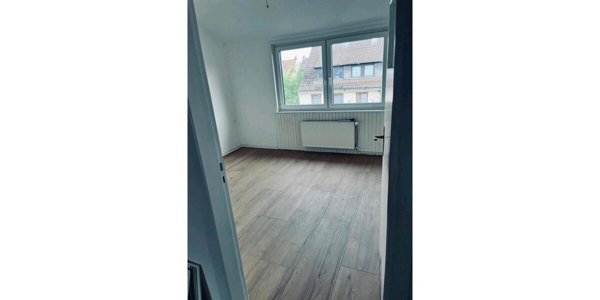Dachgeschoßwohnung Bremen Walle - 3 Zimmer, 60 m&sup2;, 950&euro; | Angebot:26676186