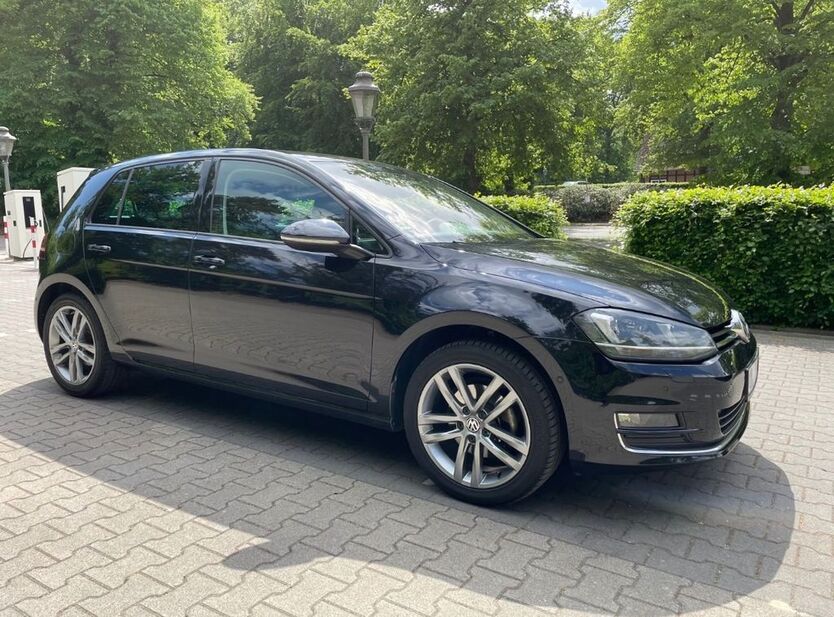 VW Golf 81.500 km 11.999 € Harpstedt 27243