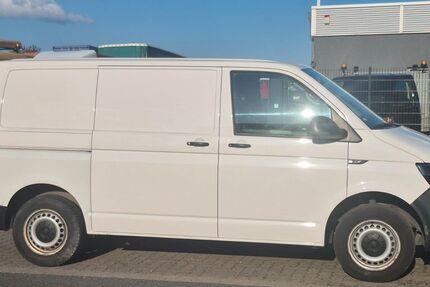 VW T6 Transporter 159.971 km 12.900 € Achim 28832