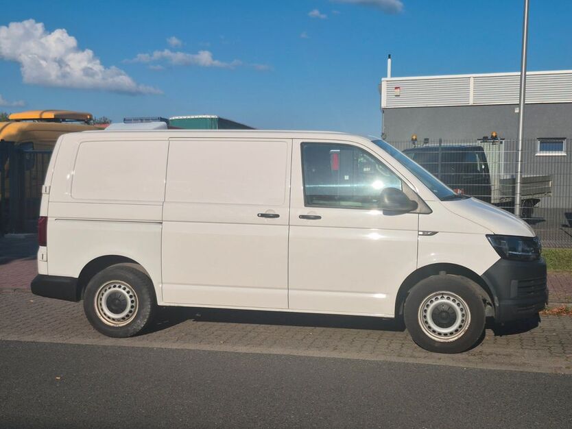 VW T6 Transporter 159.971 km 12.900 € Achim 28832