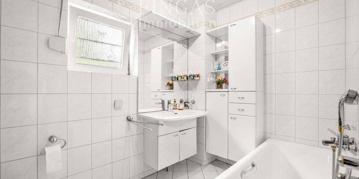 Einfamilienhaus Ritterhude - 4 Zimmer, 122 m&sup2;, 259.000&euro; | Angebot:26156496
