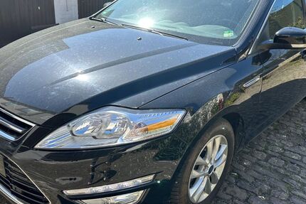 Ford Mondeo 133.400 km 3.800 &euro; Bremen 28215