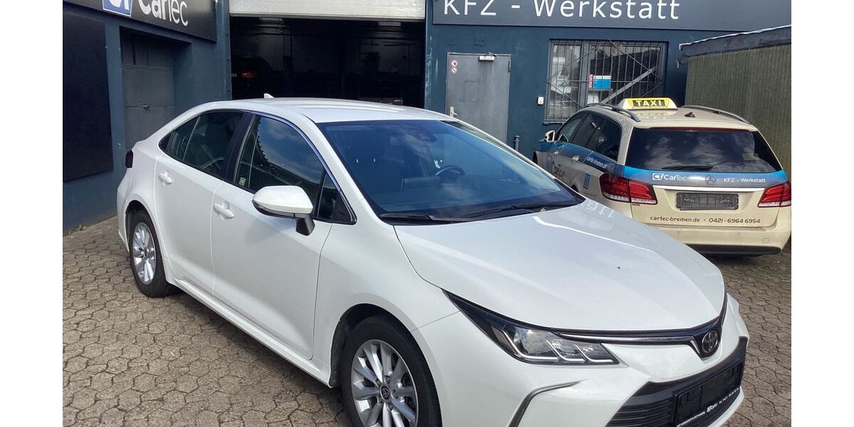 Toyota Corolla 68.429 km 17.390 &euro; Bremen 28309