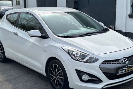 Hyundai i30 90.000 km 6.990 &euro; Bremen 28219