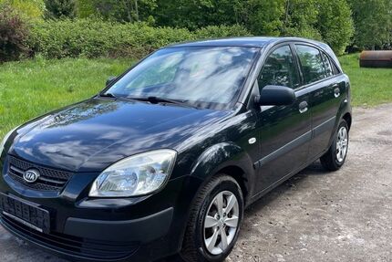 Kia Rio 200.817 km 1.799 &euro; Elsfleth 26931