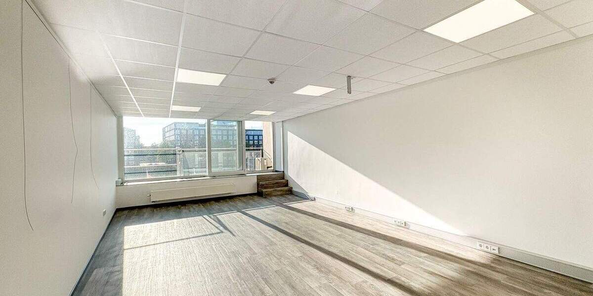 City Repräsentative Gewerbefläche mit Blick auf die Weserpromenade - Arbeiten in Bremer Toplage 1 zimmer