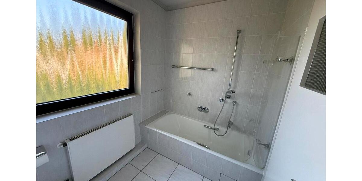Reihenhaus Bremen Vegesack - 5 Zimmer, 120 m&sup2;, 295.000&euro; | Angebot:27143742