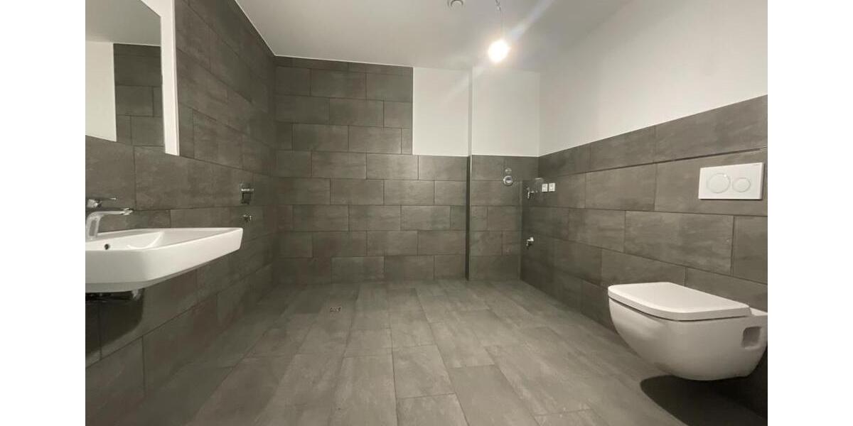 Erdgeschoßwohnung Bremen Häfen - 2 Zimmer, 108 m&sup2;, 1.289&euro; | Angebot:19746128