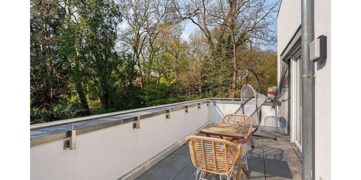 Etagenwohnung Bremen / Horn-Lehe Horn - 2 Zimmer, 90 m&sup2;, 1.300&euro; | Angebot:26218100