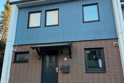 Schwedisches Reihenendhaus mit Stellplatz in Bremen-Grohn 5 zimmer