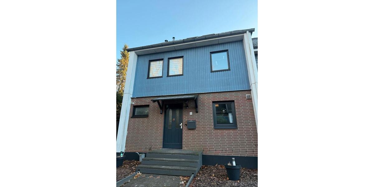 Schwedisches Reihenendhaus mit Stellplatz in Bremen-Grohn 5 zimmer