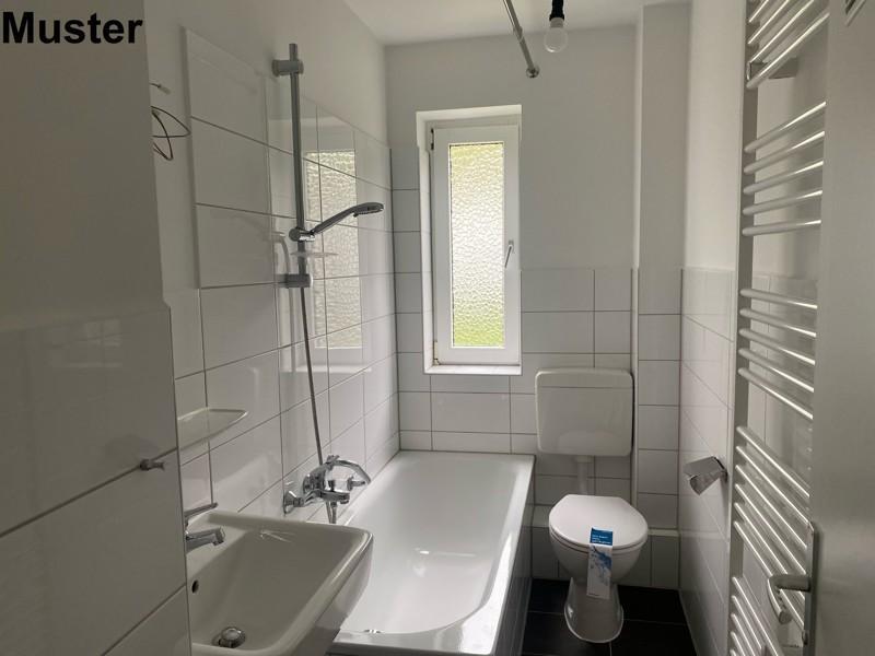 Renovierte 2-Zimmer-Wohnung mit Balkon zimmer