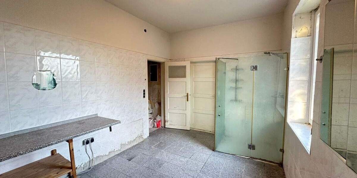 Etagenwohnung Bremen Sebaldsbrück - 4 Zimmer, 136 m&sup2;, 249.000&euro; | Angebot:24784123