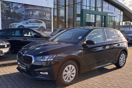 Skoda Fabia 4.900 km 19.490 &euro; Bremen 28357