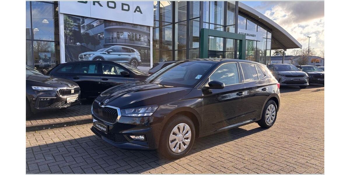 Skoda Fabia 4.900 km 20.980 &euro; Bremen 28357