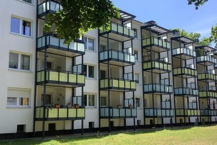 Helle 3-Zimmer-Wohnung mit traumhaftem Balkon zimmer