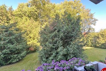 Idyllische Lage - Drei-Zimmerwohnung mit West-Loggia im Hochparterre! 3 zimmer