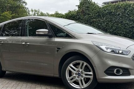 Ford S-Max 112.000 km 10.990 &euro; Bremen 28329