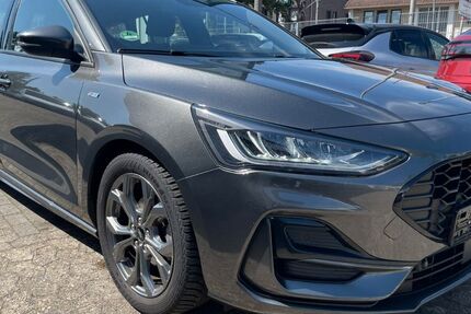 Ford Focus 33.100 km 19.800 &euro; Bremen 28259