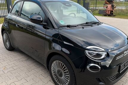 Fiat 500e 14.062 km 14.900 &euro; Bremen 28237