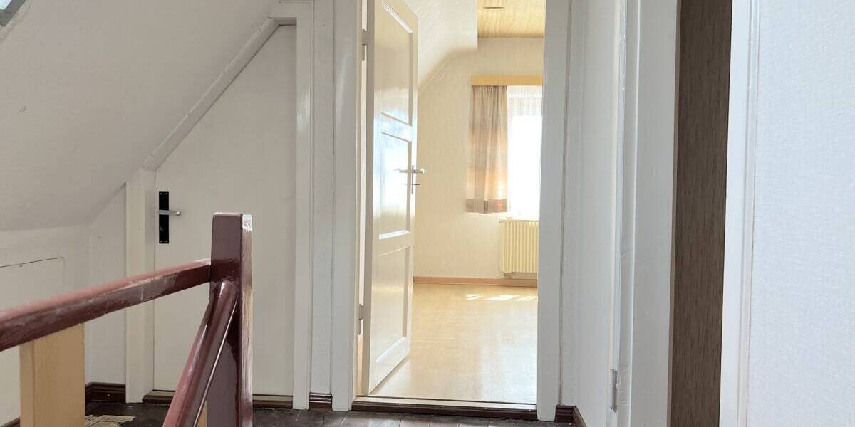 Einfamilienhaus Bremen / Rekum Rekum - 5 Zimmer, 112 m&sup2;, 165.000&euro; | Angebot:25800396