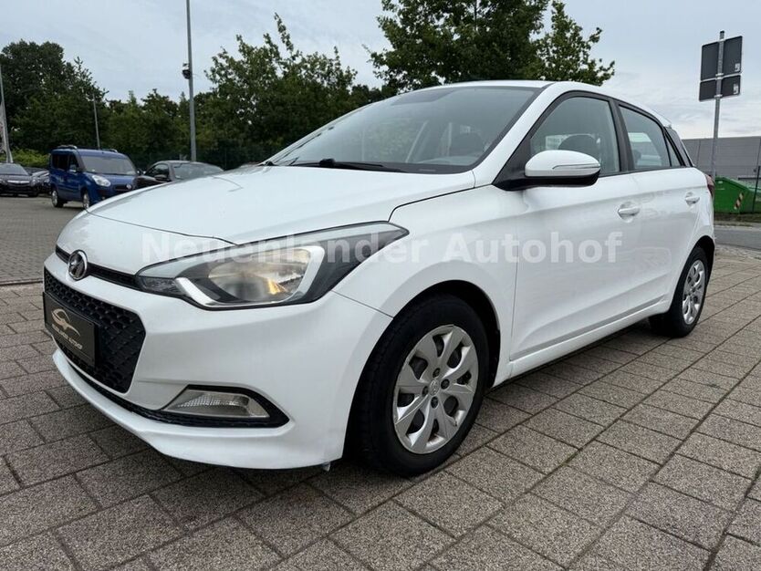i20