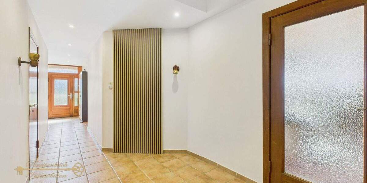 Mehrfamilienhaus, Wohnhaus Lilienthal Frankenburg - 6 Zimmer, 157 m&sup2;, 259.000&euro; | Angebot:25818919